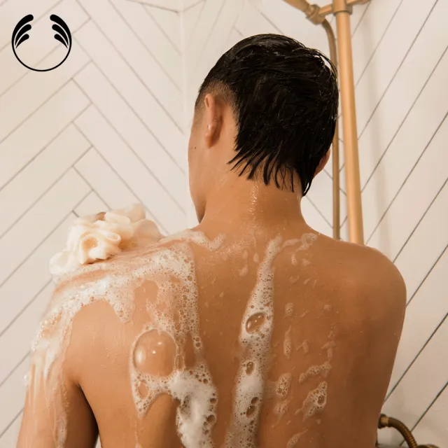 【THE BODY SHOP 美體小舖】琥珀黑麝香沐浴膠-250ML(沐浴乳/香氛沐浴)