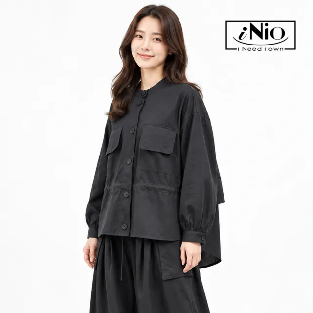 【iNio 衣著美學】前短後長抽繩收腰外套 女圓領落肩長袖外套 對稱掀蓋口袋縮口袖層次外套  CHW4501