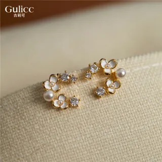 【Gulicc 古莉可】氣質山茶珍珠花 夾式 針式 耳環 (雙11 生日 飾品 耳釘 耳飾 耳墜 禮物)