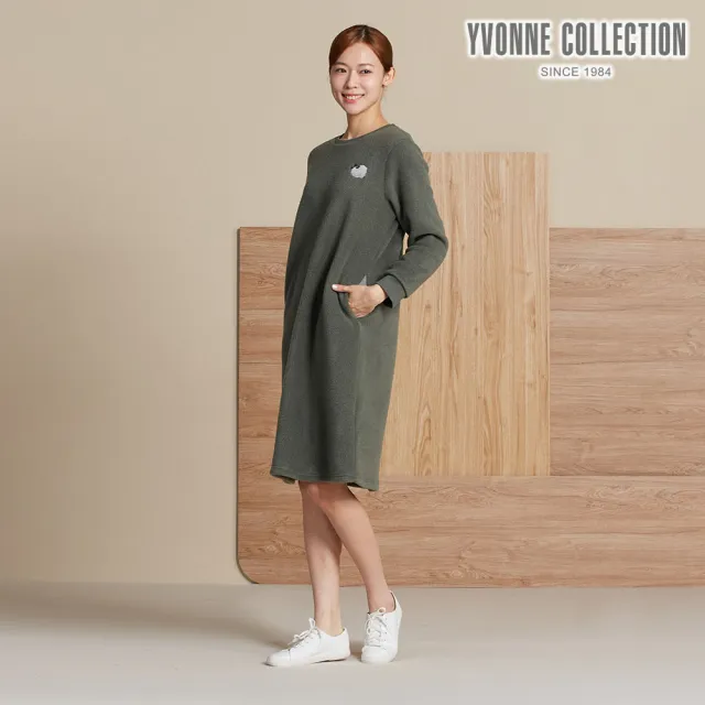 【YVONNE 以旺傢飾】搖粒絨黑鼻羊繡花長袖洋裝-暗綠