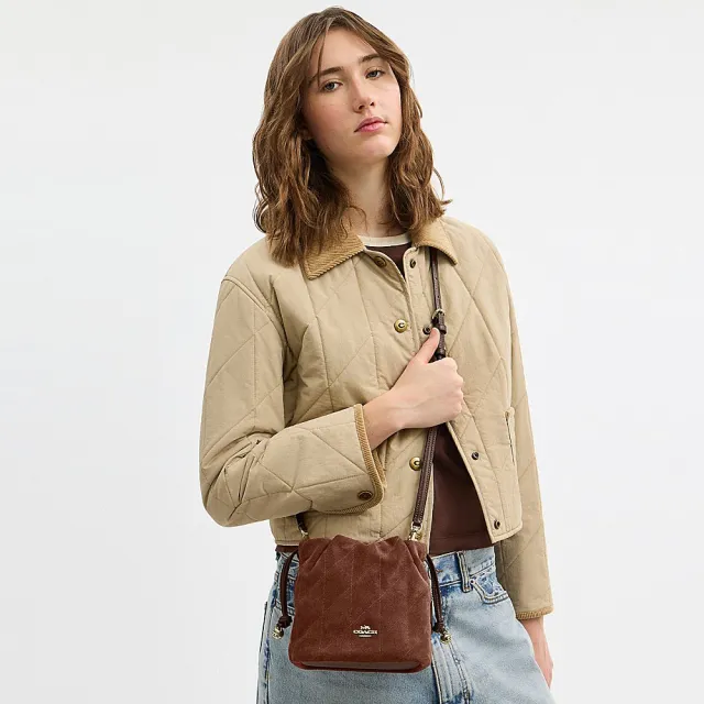 【COACH】蔻馳官方直營 FAYE 條紋圖案/褶飾細節迷你拉繩包-2款任選(CEN17/CDC42)