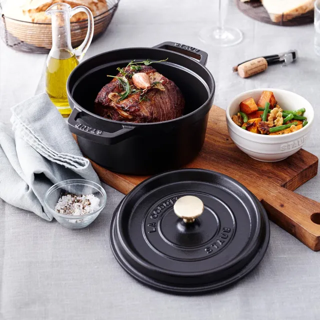 【STAUB】圓形琺瑯鑄鐵鍋18cm＋方形陶缽烤盤4+1件組(德國雙人牌集團官方直營)