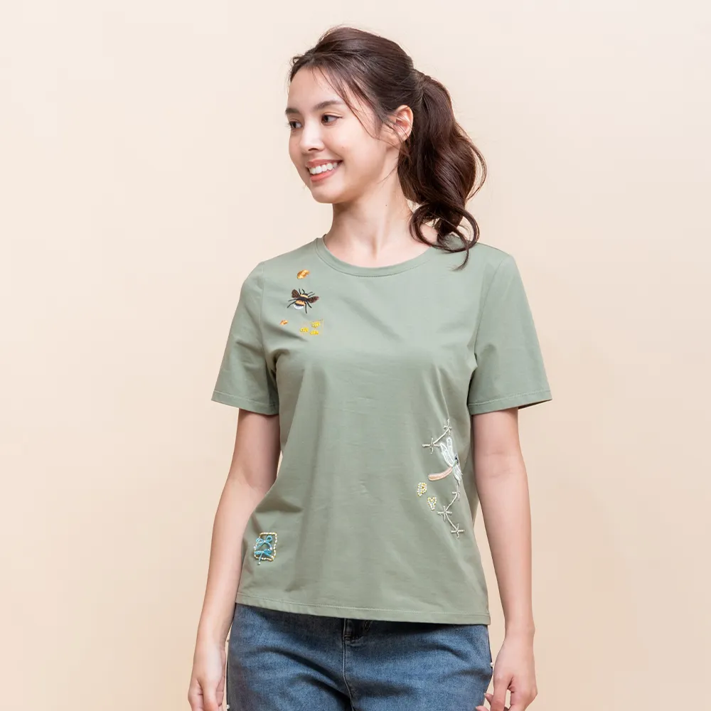 【perng yuh 芃諭名品】輕快飛舞 刺繡 T恤(2025 AW Collection|4C秋冬新品上市)