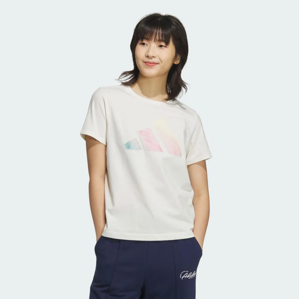 【adidas 愛迪達】Logo Ss Tee 女 T恤 運動上衣 休閒短袖 米 亞版(JL6284)