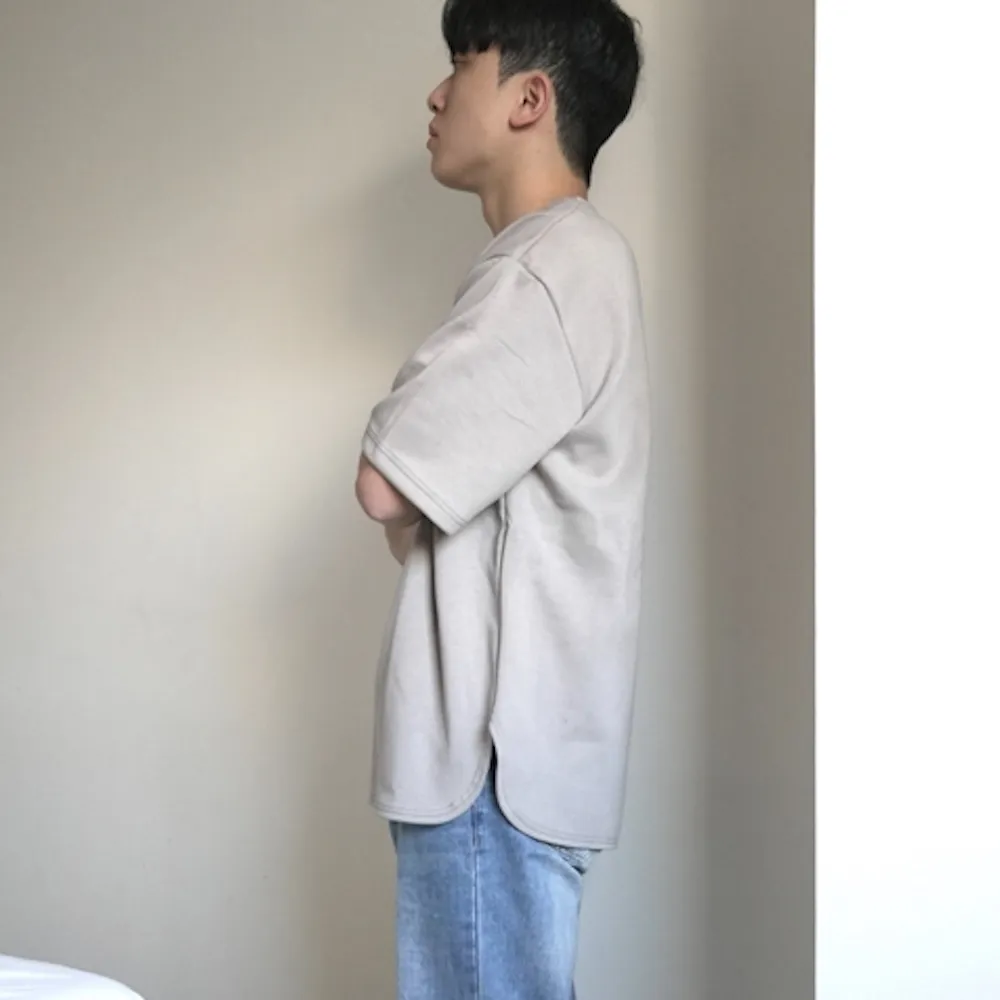【AMERO】男裝 女裝 短袖圓領Ｔ恤(男裝 女裝 短袖圓領Ｔ恤 圓弧下擺 落肩 情侶裝)