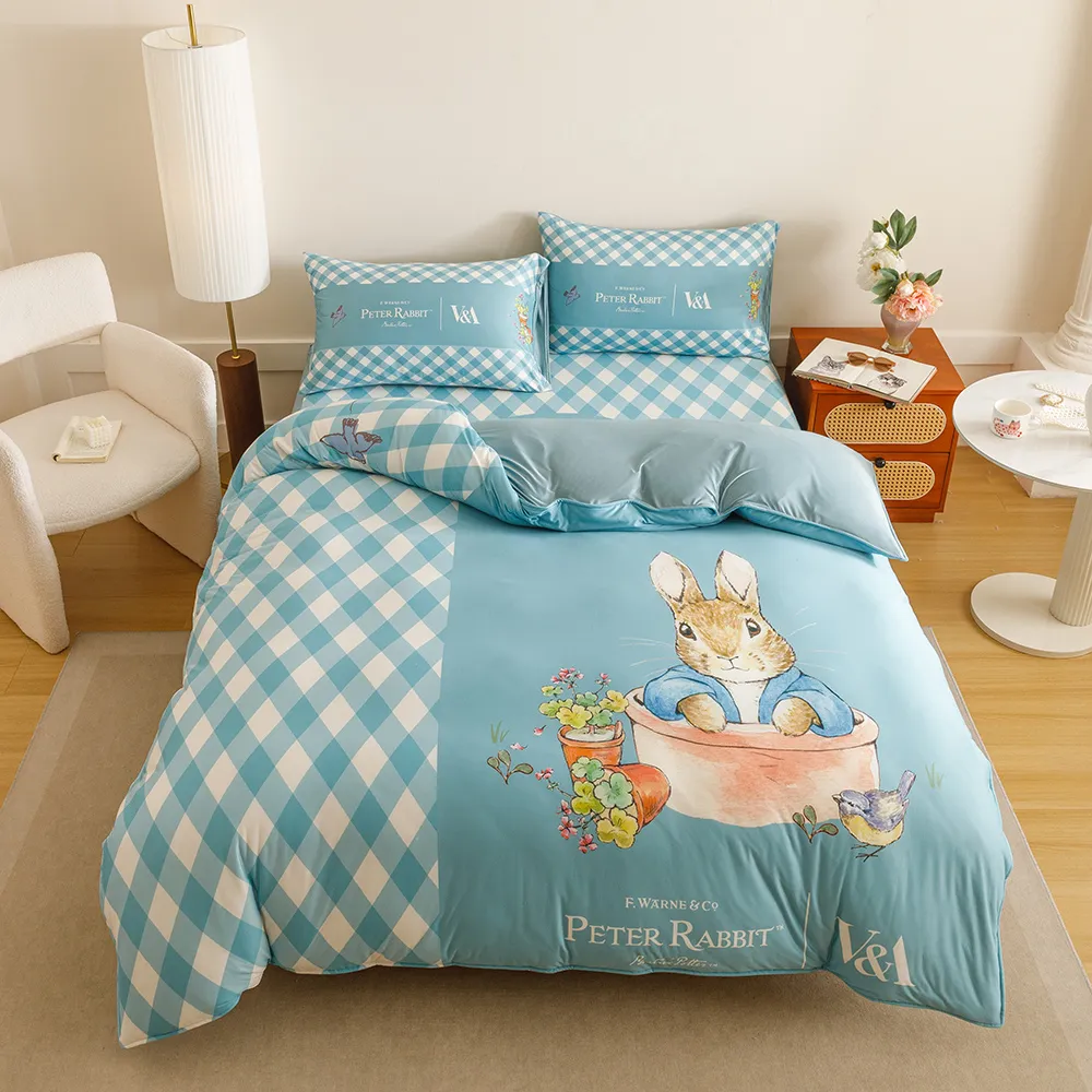 【PETER RABBIT 比得兔】床包兩用被組-任選(單人尺寸/正版授權/兩用被/床包/三件組/比得兔與V&A博物館)