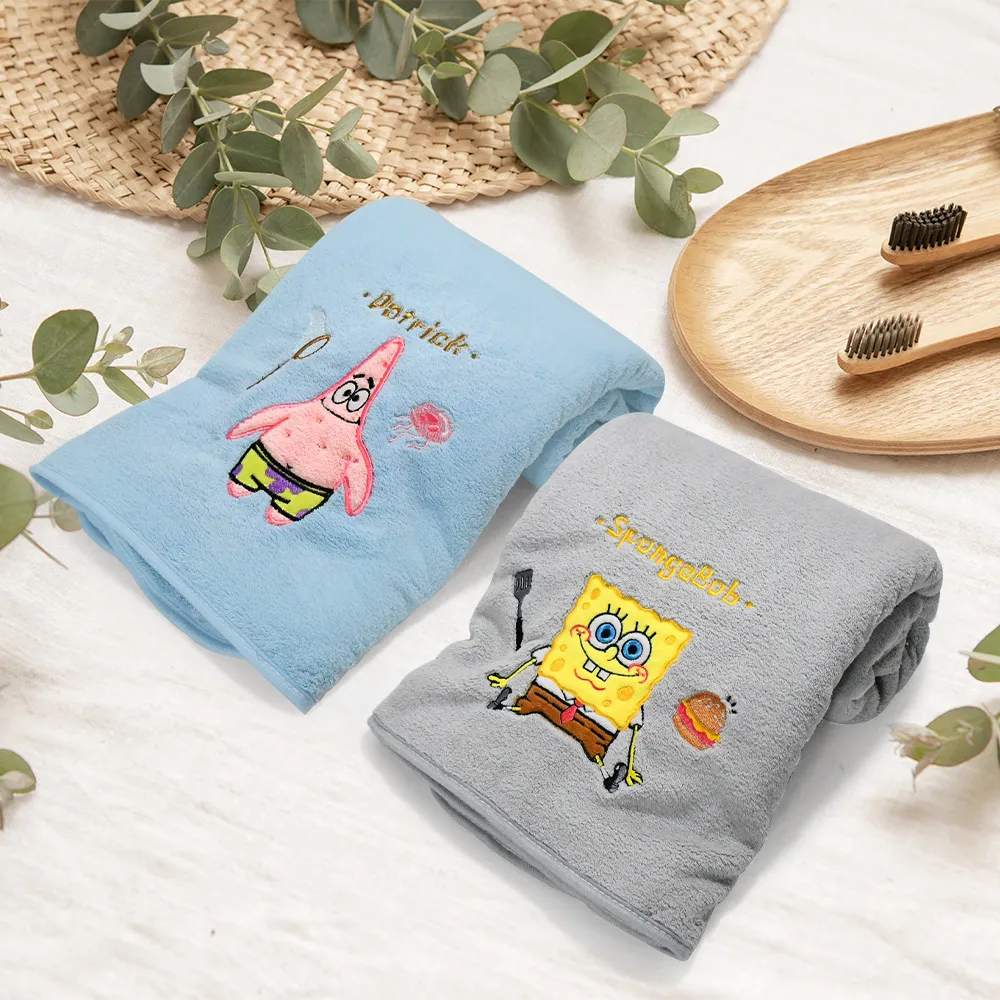 【SpongBob 海綿寶寶】比奇堡海綿寶寶/派大星 無棉絮瞬間吸水浴巾_2條組(大浴巾70X140公分 快乾厚浴巾)