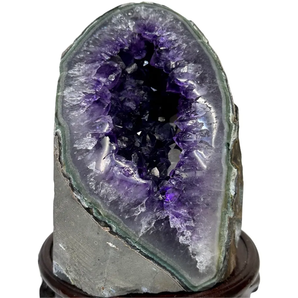 【恬芯晶品】M11頂級烏拉圭帝王紫水晶開運招財(辦公室消磁淨化風水財運財位招貴人紫晶鎮禮物補財庫)